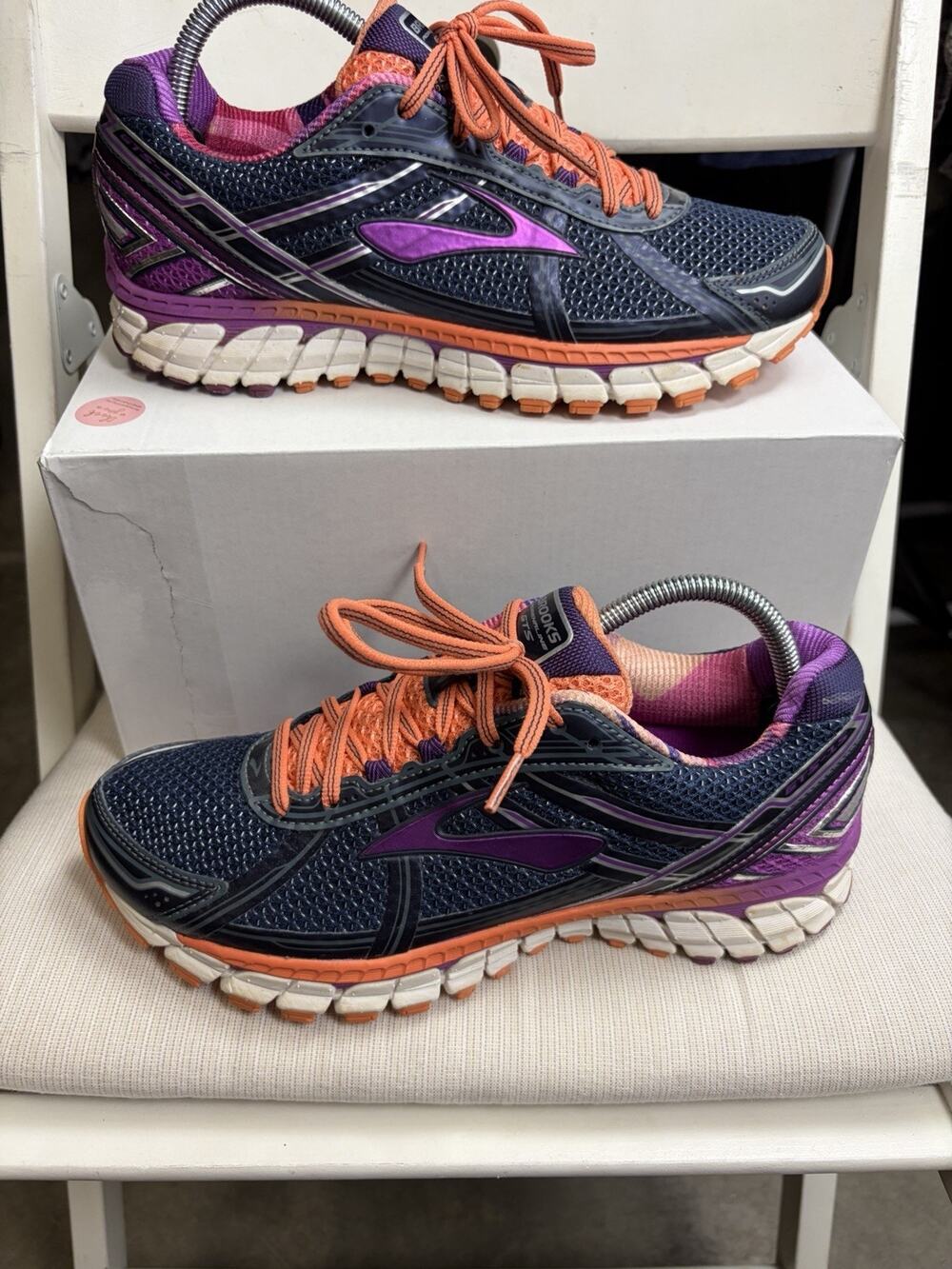 Brooks Adrenaline GTS 15 Women’s 10 B Navy Purple Orange Running Shoes 120174